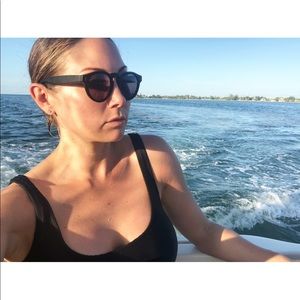 H&M Ribbed black sports bra style swim bikini top